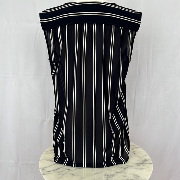 J Crew sleeveless tunic - Picture 3 of 8